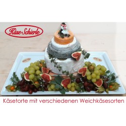 Käsetorte mit Weichkäse und Blauschimmelkäse